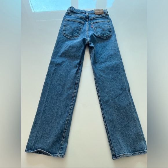Levi’s Premium Ribcage Straight Ankle Jeans Size 25 Medium Wash - Picture 9 of 14